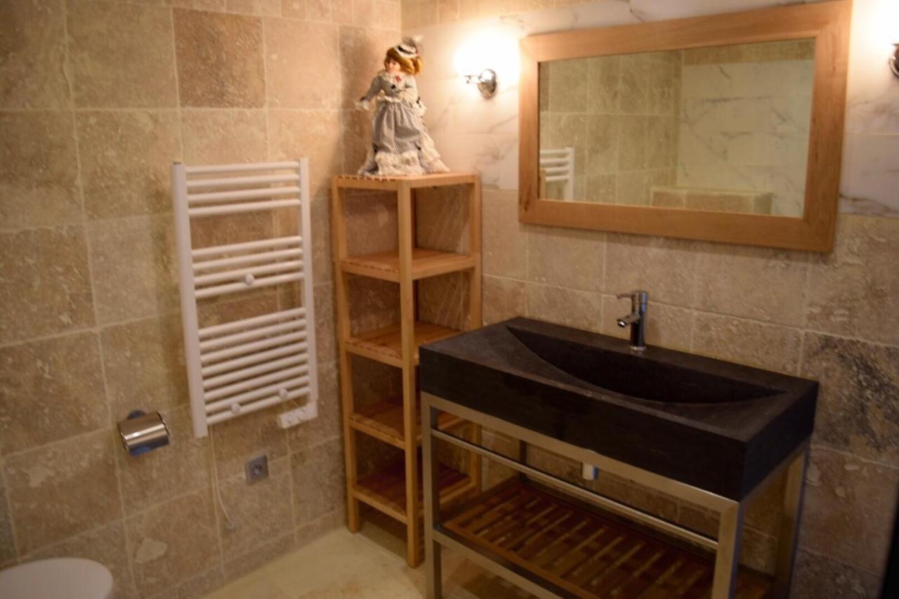 Grand Tamaris Bed & Breakfast Arles Ruang foto